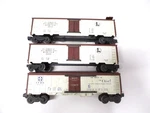 Lionel Refrigerator Cars 36621 Automatic X2, 6672 Postwar Gauge X8218. Fixed Price $39.00.