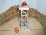 O/O-27 Lionel 394 Silver/aluminum Beacon Tower. Lights Work. As Is.. Fixed Price $20.00.
