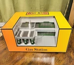 Railking Sinclair Operating Gas Station #30-9101 Original Box. Fixed Price $91.20.