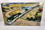 Athearn 2004 John Deere Ho Scale Train Set 8TH Collectors Edition Sealed Rare!!. Fixed Price $299.95.