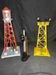 Mth 30-9060 Prr Water Tower, 30-1076 Block Signal And 30-9025 Floodlight. Fixed Price $42.50.