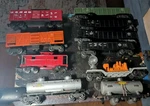 Vintage Lot Of 10 Lionel O/O27 Train Box Car, Cattle Gondolas & Oil Tankers. Fixed Price $130.00.