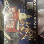 Bachmann Plasticville Independence Hall #2921 Model Kit New! 1975. Fixed Price $75.00.